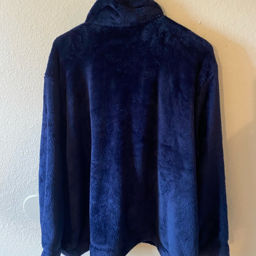 A Jacket - Picture 5 of 5